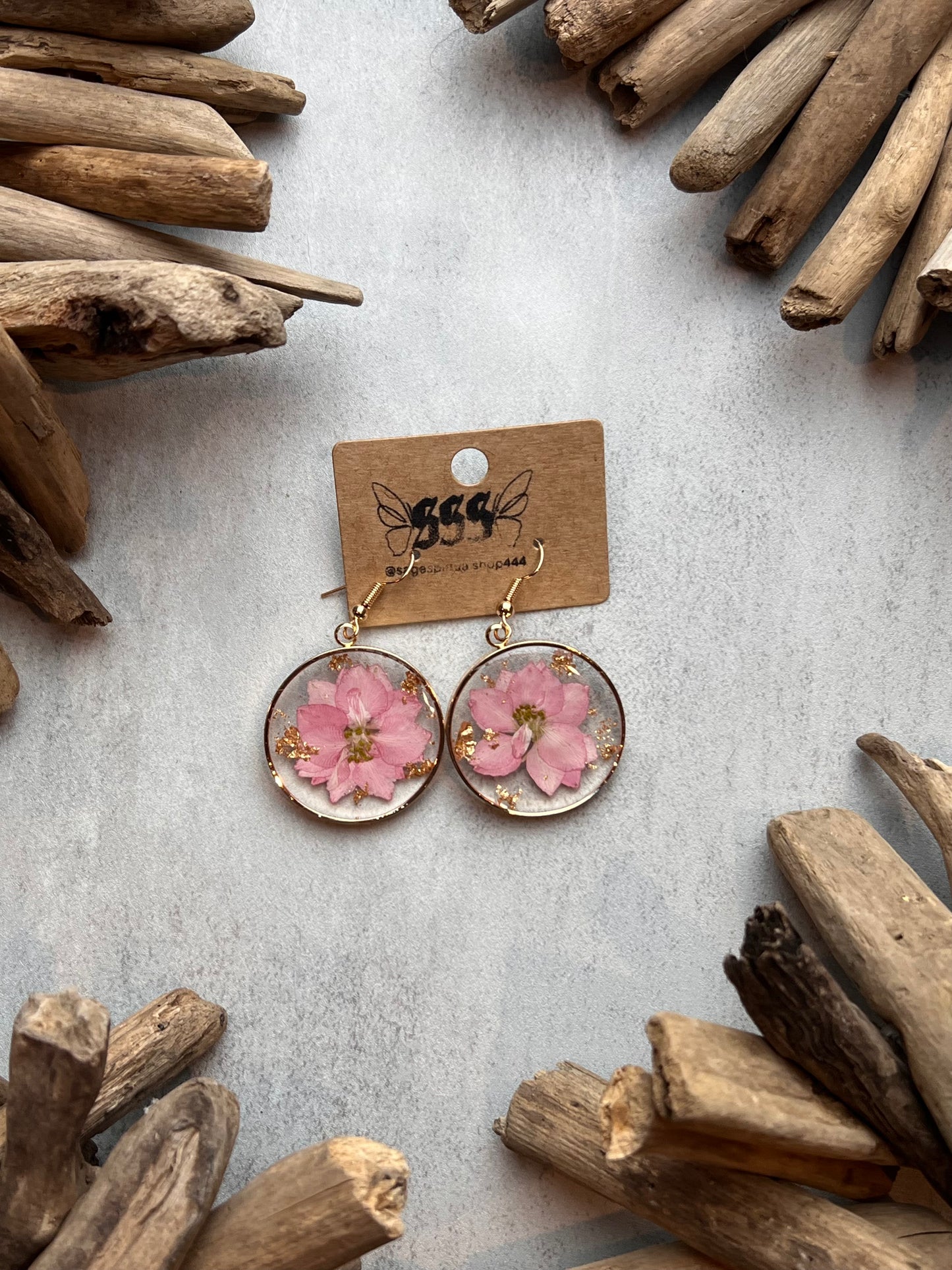 Resin Flower Circles