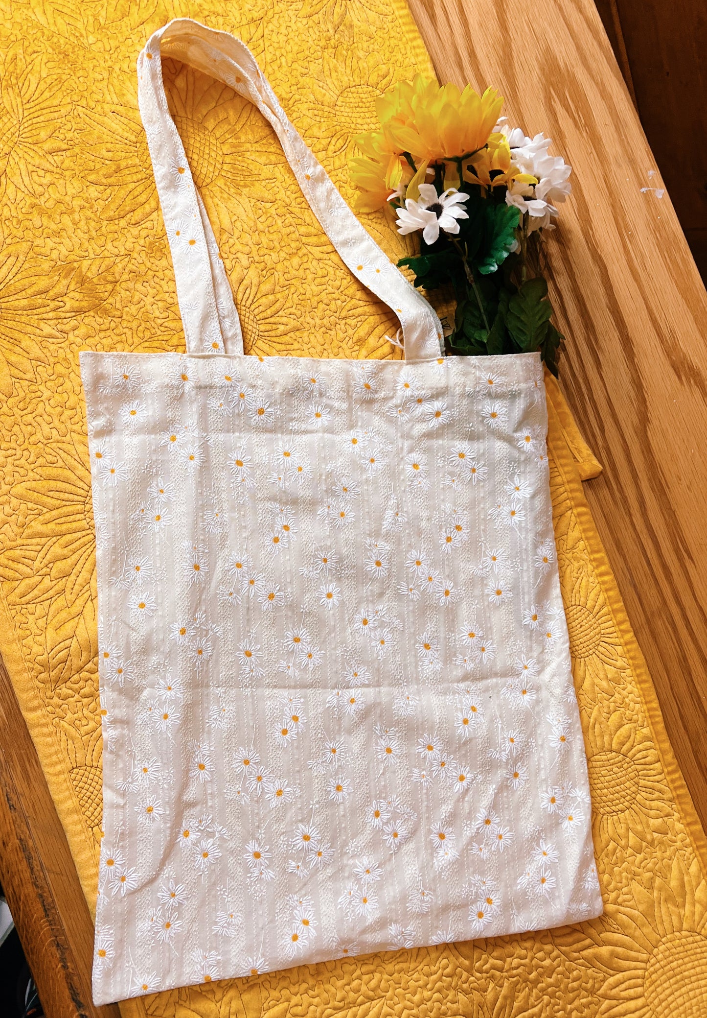 Daisy Tote